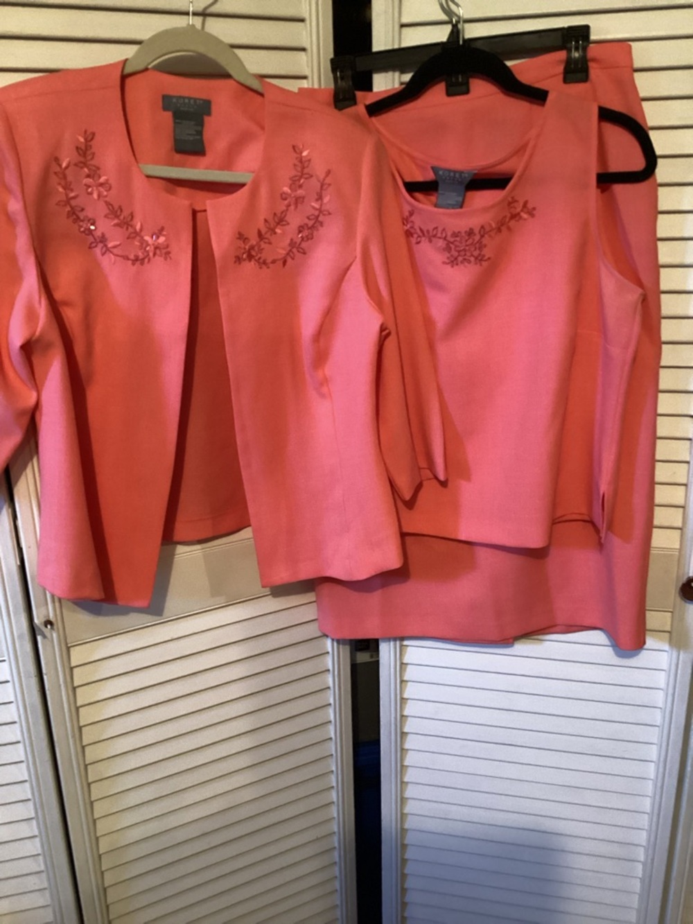 Koret ladies three piece coral skirt suit, size 14P, REDUCED